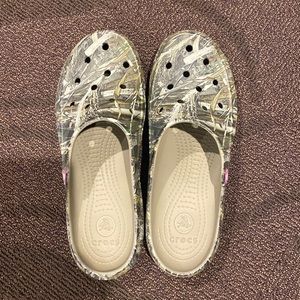 Women’s Camo Crocs